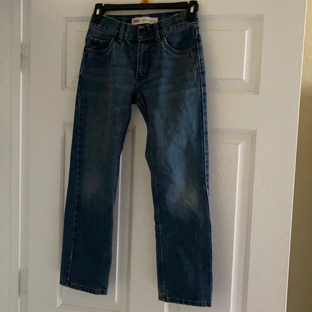 Boys Levi’s 505 regular jeans size 10 slim(23x25)